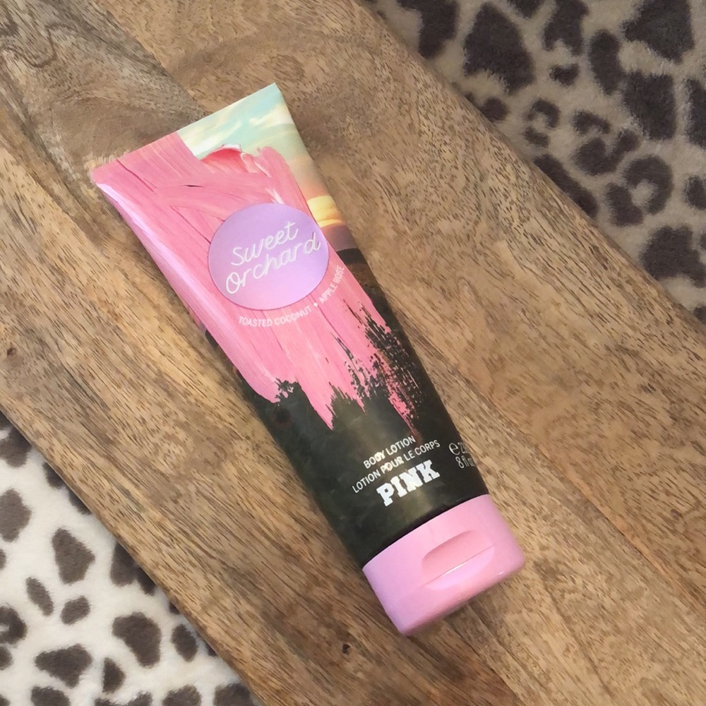 PINK Victoria’s Secret Sweet Orchard Body Lotion